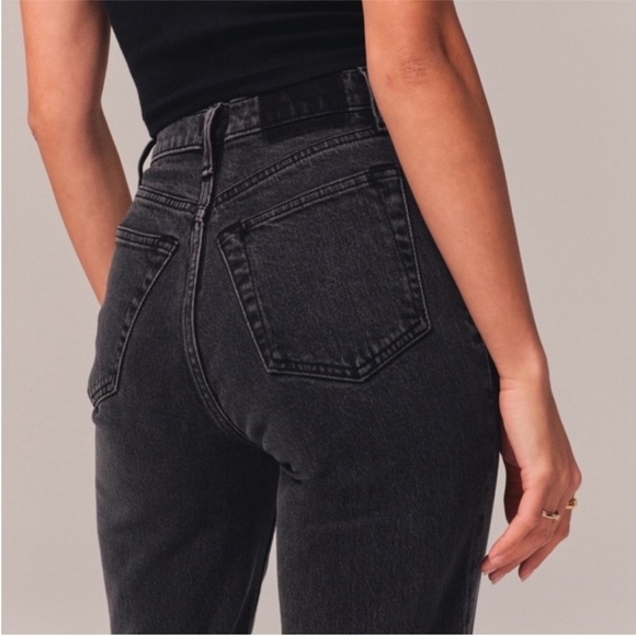 ABERCROMBIE + FITCH Curve Love The 90s Straight Ultra High Rise Black Denim Jean - Picture 4 of 10